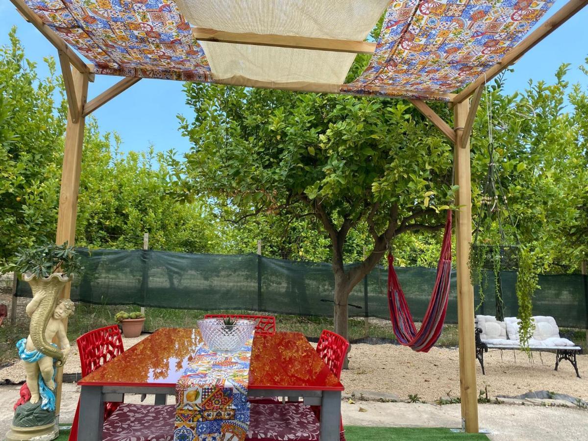 Casa Vacanze VANNUZZA Villa Noto Esterno foto